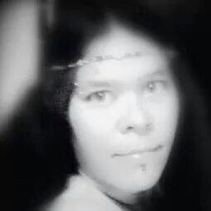 Meet your Posher, Akella